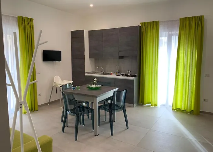 Chapeau Apartmán Pontecagnano